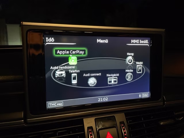 Magyar nyelvű kezelőfelület az Audi A6 MMI-rendszerén.